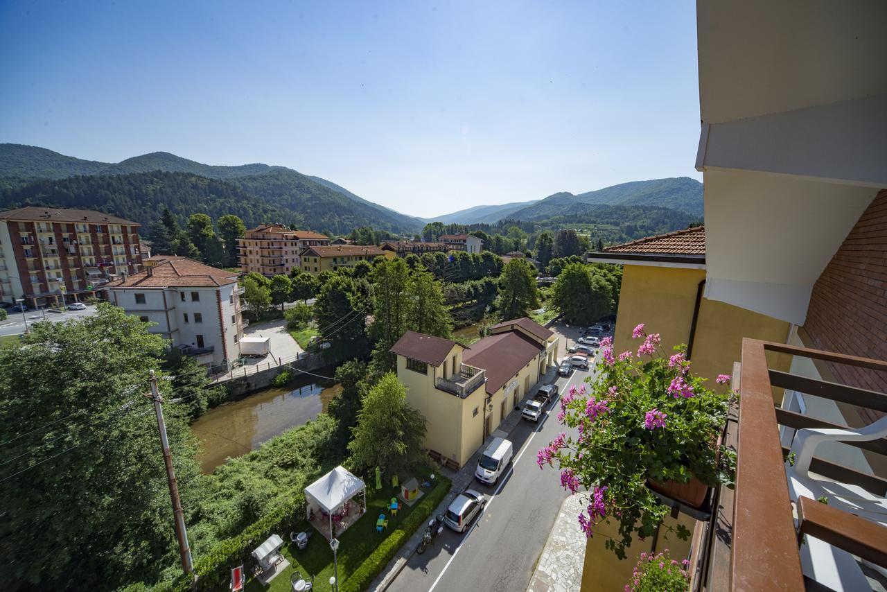 Miramonti Hotel Calizzano ภายนอก รูปภาพ