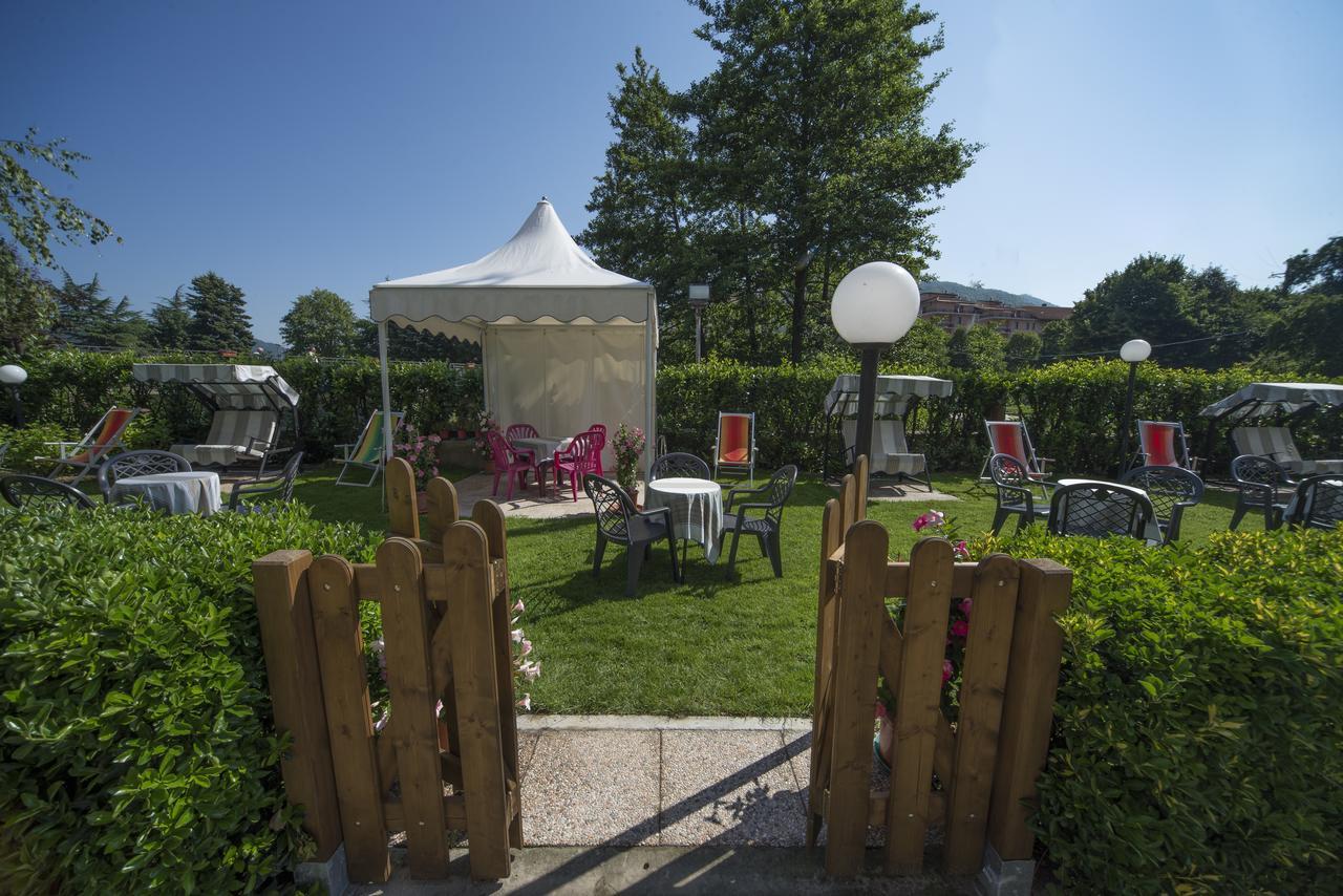 Miramonti Hotel Calizzano ภายนอก รูปภาพ
